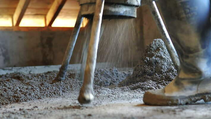 직업 산업 모래 표면 노동자 바닥 주택 사람없음 건물 가로 기계 장비 건설현장 공구 업무 수리 땅 종업원 파이프 시멘트 시스템 난방 펌프 건축업자 공예가 미장 석고 콘크리트 4K MOV 해외동영상 클립영상 건축물 건축 건설업 도구 작업 동영상 파일형식