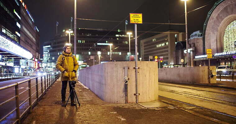 도로 자동차 거리 핀란드 사람 도시 고리 역 야간 발사 클립 바쁨 전차 동영상 선로 헬싱키 4K 타임랩스 MOV 해외동영상 클립영상 자연요소 길 육상교통 교통시설 대중교통 촬영기법 북유럽 파일형식
