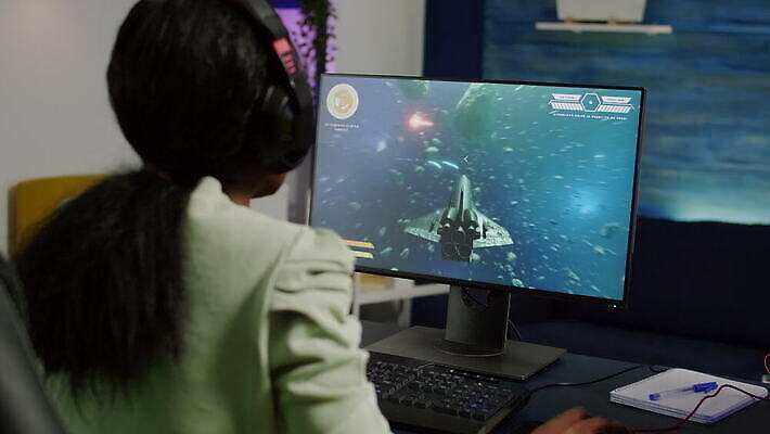 직업 라이프스타일 인터넷 놀이 그래픽 컴퓨터 우주 스크린 모니터 검은색 헤드폰 경쟁 흐름 분노 게임 키보드 네트워크 개울 야간 발사 사이버 슛 사수 온라인 동영상 게이머 분실 비디오게임 토너먼트 플레이어 크리에이터 4K MOV 해외동영상 클립영상 자연요소 감정 컬러 음향기기 컨셉 생활 전자제품 강 파일형식 1인미디어