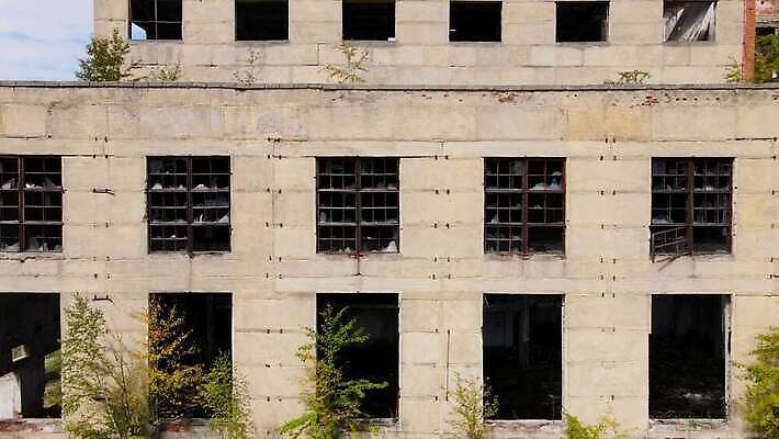 식물 외관 산업 건축양식 공장 자연 날씨 사람없음 야외 건물 탐험 도시 황무지 역사 재산 광석 실업 버리기 감옥 폐허 과거 그런지 석탄 썩음 옛날 채석 파멸 4K MOV 해외동영상 클립영상 건축물 건축 컨셉 비즈니스 공업 모션 금융 생태계 동영상 파일형식 소멸
