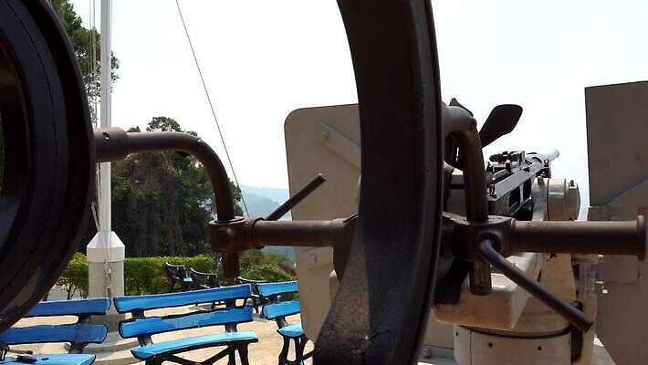 무기 바다 여행 자연 하늘 통 사람없음 물 힘 기계 장비 총 역사 위험 공격 지중해 군용 싸움 전쟁 슛 육군 병정 총알 내추럴 두브로브니크 랜드마크 아프가니스탄 자동 폭행 4K MP4 해외동영상 클립영상 자연요소 컨셉 모션 군대 폭력 범죄 생태계 크로아티아 동영상 파일형식