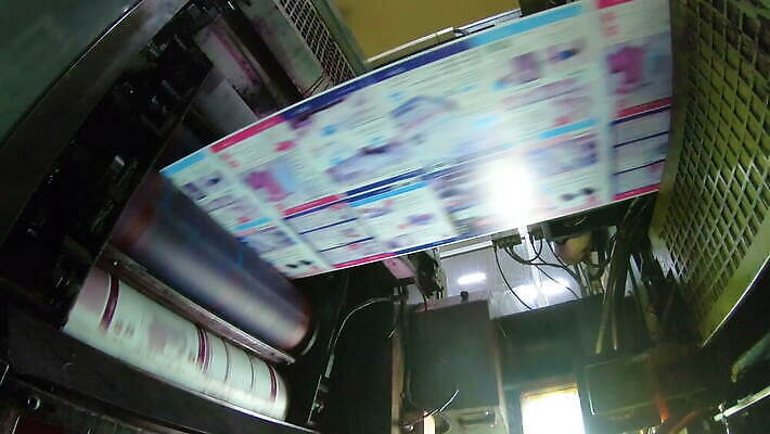 식물 접시 산업 종이 컬러 컨셉 비즈니스 공장 모션 잉크 사람없음 그래픽 우주 상점 웹 힘 기계 장비 벨트 도구 업무 작업실 신문 뉴스 중앙 제조 잡지 밀기 인쇄 큼 묘사 속도 상업 언론 출판 컨베어밸트 4K MOV 해외동영상 클립영상 식기 잡화 인터넷 공업 간행물 작업 크기 동영상 파일형식