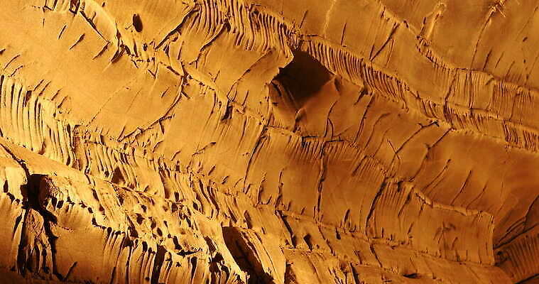 모양 디자인 컬러 조각 과학 백그라운드 패턴 자연 산 사람없음 장식 갈색 금속 수확 거친 동굴 크리스탈 광석 보석 철 발굴 언덕 질감 꼬리 날것 대리석 다이아몬드 치수 깊이 지질학 호러 화강암 니켈 4K MOV 해외동영상 클립영상 교육 무늬 농업 재료 재질 암석 원소 생태계 공포 동영상 파일형식