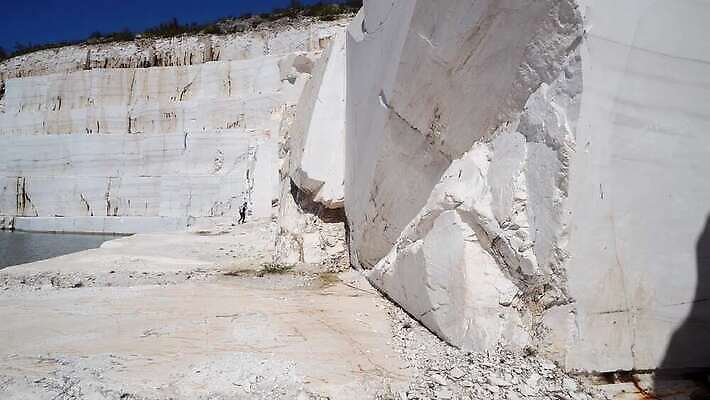 계절 유럽 호수 백그라운드 자연 파노라마 사람없음 야외 물 평화 고요 블록 탐험 흰색 시골 연못 버리기 발굴 언덕 상업 대리석 암초 방문 마케도니아 발칸반도 웅장함 지질 지질학 채석 케일 4K MP4 해외동영상 클립영상 자연요소 교육 나라 컬러 컨셉 채소 재료 모션 촬영기법 생태계 동영상 파일형식 남유럽