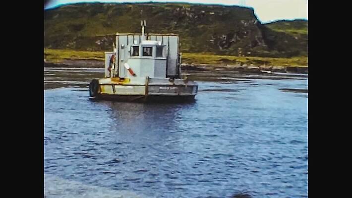 외관 유럽 산업 여행 비즈니스 건축양식 교통시설 자연 하늘 휴가 풍경 사람없음 야외 건물 물 여름 강 골동품 화물 도시 거친 보트 역사 클래식 도서관 필름 영화 향수 문서 복고 함선 운하 영사기 동영상 구식 보관소 아마추어 옛날 4K MOV 해외동영상 클립영상 자연요소 건축물 계절 교육 건축 나라 교통 컨셉 배_교통 문화예술 화장품 운송업 저장 시설 생태계 파일형식