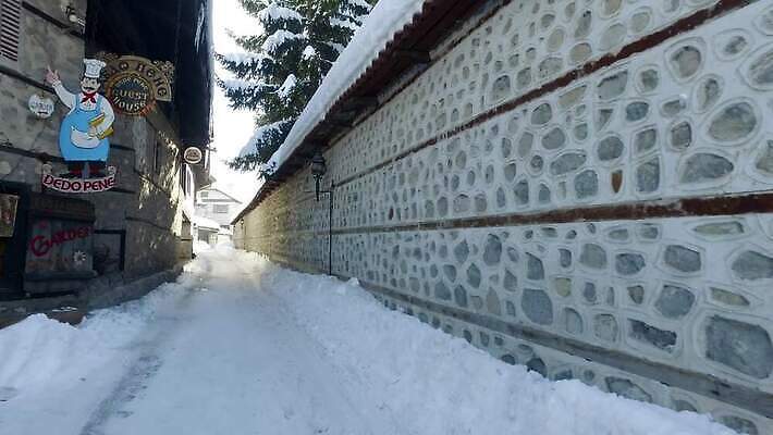 나무 계절 공원 유럽 여행 백그라운드 겨울 패턴 건축양식 자연 호텔 휴가 거리 주택 파노라마 사람없음 야외 목재 초록색 파란색 컬러풀 환경 계곡 맑음 수확 도시 그림 휴양지 질감 타운 불가리아 생태학 샬레 전국 4K 타임랩스 반스코 MP4 해외동영상 클립영상 식물 공공시설 교육 건축 나라 컬러 무늬 농업 재료 숙소 날씨 촬영기법 실험기구 건물 장소 생태계 동영상 파일형식 남유럽