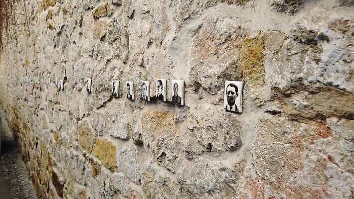 유럽 벽 독일 사람 사람없음 건물 죽음 감옥 집중 박물관 전쟁 기념물 폴란드 천연기념물 고발 재앙 추모 4K MOV 해외동영상 클립영상 건축물 나라 컨셉 동영상 파일형식