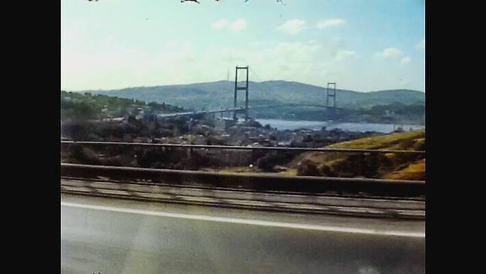 외관 바다 여행 건축양식 교통시설 하늘 이스탄불 사람 풍경 사람없음 야외 물 도시풍경 수확 골동품 도시 거친 보트 역사 클래식 도서관 필름 영화 향수 문서 복고 영사기 동영상 칠면조 구식 랜드마크 보관소 보스포루스 아마추어 옛날 4K MOV 튀르키예 해외동영상 클립영상 자연요소 교육 건축 아시아 교통 컨셉 농업 배_교통 조류 문화예술 화장품 저장 시설 파일형식