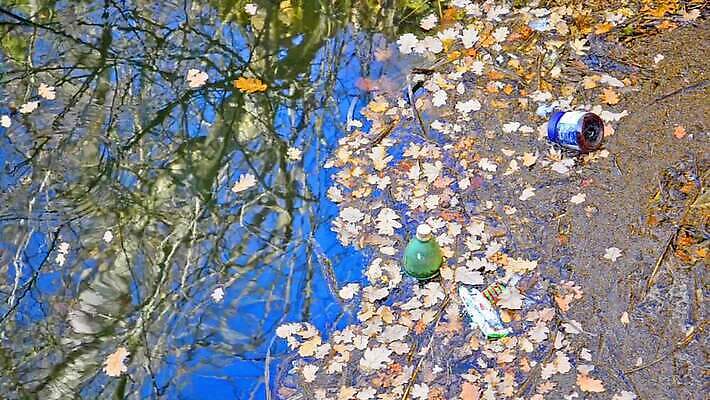 산업 바다 조각 가방 자연 염소 사람없음 물 강 쌓기 환경 재활용 환경오염 오염 위생 쓰레기 폐기물 위험 컨테이너 플라스틱 거절 버리기 부식 먼지 진흙 한조각 흙더미 낭비 고물상 생태학 재앙 처리 MOV 해외동영상 클립영상 자연요소 1 잡화 교육 컨셉 포유류 모션 재질 흙 친환경 생태계 동영상 파일형식 더미
