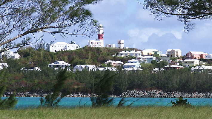 해외 바다 섬 여행 건축양식 자연 휴가 영국 협상 풍경 사람없음 건물 여름 여행객 침묵 최고 만 역사 산호초 조선소 박물관 영토 해군 타운 대서양 다도해 랜드마크 식민지 이국적 터키석 파라다이스 4K MOV 해외동영상 클립영상 건축물 계절 건축 유럽 산업 비즈니스 군대 사람 소리 도시 수중식물 보석 생태계 동영상 파일형식