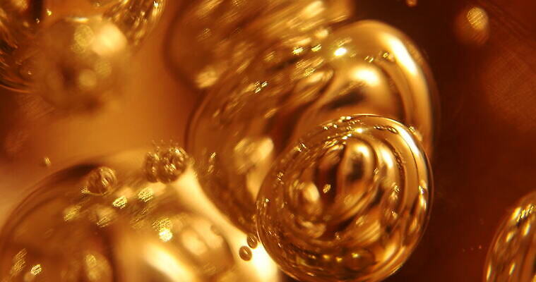 스튜디오촬영 디자인 컬러 백그라운드 패턴 유리 주류 미술 사람없음 물 반사 디지털 거품 액체 질감 브랜디 효과 4K MOV 해외동영상 클립영상 자연요소 음료 무늬 재질 문화예술 실내 동영상 파일형식