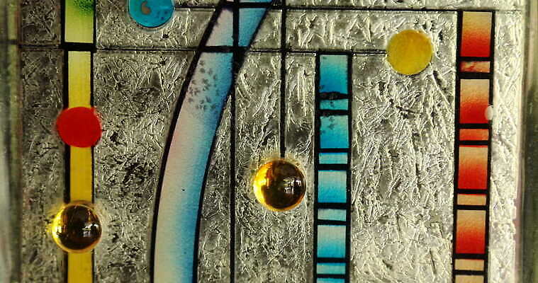 디자인 컬러 백그라운드 패턴 유리 추상 조명 미술 사람없음 장식 물 빛 뷰티 반사 노란색 디지털 젖음 추위 물방울 닫기 소프트포커스 브레이크 크리스탈 빗방울 질감 다이아몬드 유리그릇 블러 블러효과 새기다 인공 비어있는 4K MOV 해외동영상 클립영상 자연요소 그릇 무늬 모션 재질 문화예술 촬영기법 비_날씨 광석 보석 동영상 파일형식 효과