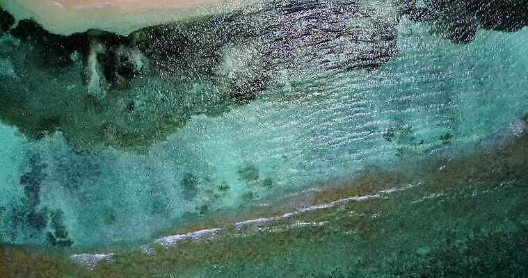 주간 바다 사람없음 암초 4K MOV 해외동영상 클립영상 자연요소 동영상 파일형식