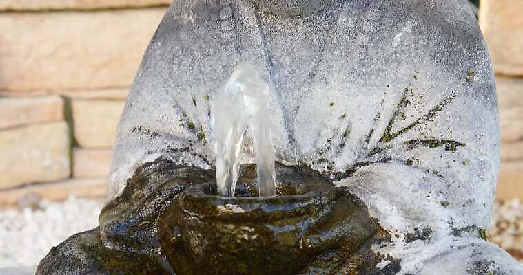 아시아 종교 문화 지구 얼굴 조각 여행 백그라운드 불교 오렌지 태국 하늘 추상 산 미술 한명 앉기 동양인 조각상 여행객 평화 회색 바위 기도 사찰 입 황금 심볼 명상 고립 라마 랜드마크 4K MP4 해외동영상 클립영상 1 나라 컬러 컨셉 무늬 과일 종교건축 모션 문화예술 사람 인종 신체부위 조형물 돌_바위 동영상 파일형식