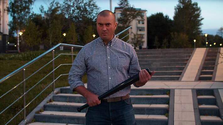 백인 공원 남자 무기 전등 한명 사람 힘 야구 분노 잡기 도시 폭력 범죄 야간 저녁 위험 공격 무서움 충돌 위협 싸움 박쥐 나쁜 압력 폭행 호러 4K MOV 해외동영상 슬로모션 클립영상 자연요소 서양인 1 공공시설 감정 컨셉 포유류 모션 조명 촬영기법 구기 사회이슈 공포 동영상 파일형식