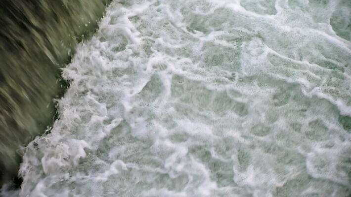 파도 백그라운드 캐나다 모션 자연 새로움 산 사람없음 물 파란색 강 힘 봄 폭포 젖음 흐름 에너지 추위 흰색 액체 개울 닫기 떨어짐 속도 호기심 질감 분무기 암초 나이아가라 내추럴 4K MOV 해외동영상 클립영상 자연요소 계절 감정 바다 컬러 컨셉 북아메리카 미국 생태계 동영상 파일형식