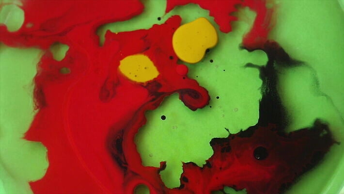 모양 디자인 파도 컬러 백그라운드 이동 패턴 모션 추상 프레임 실험 미술 사람없음 장식 초록색 물 파란색 컬러풀 페인트 젖음 우유 소용돌이 원형 액체 떨어짐 매끈함 수분 질감 부드러움 느림 내추럴 섞기 잔물결 환각 4K MOV 해외동영상 슬로모션 클립영상 자연요소 도형 물결 바다 컨셉 무늬 문화예술 유제품 촬영기법 회오리 감각 동영상 증상 파일형식