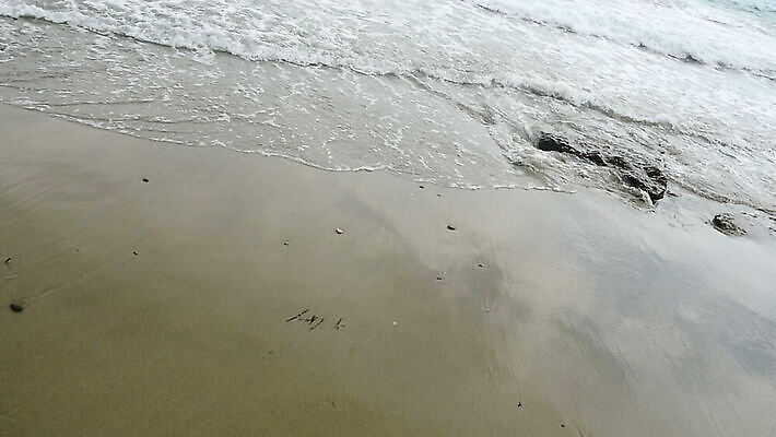 계절 모래 파도 바다 여행 백그라운드 자연 휴가 풍경 사람없음 야외 물 여름 파란색 모래사장 햇빛 노란색 우주 맑음 거품 흰색 서핑 작음 묘사 질감 암초 내추럴 그런지 MOV 해외동영상 슬로모션 클립영상 자연요소 컬러 날씨 촬영기법 태양 수상스포츠 크기 생태계 동영상 파일형식