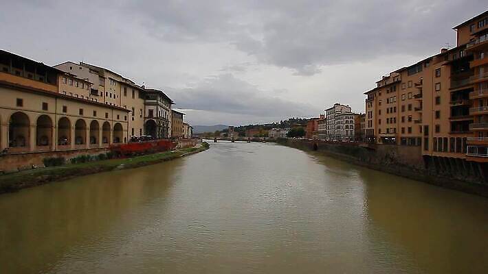 유럽 여행 건축양식 하늘 휴가 파노라마 사람 풍경 사람없음 건물 물 관광지 강 도시풍경 산타클로스 성당 교회 여행객 탑 일몰 이탈리아 도시 중세 역사 이탈리아문화 대성당 마리아 타운 스카이라인 랜드마크 로마인 르네상스 명승지 옛날 토스카나 피렌체 4K MP4 해외동영상 클립영상 자연요소 건축물 건축 나라 종교 크리스마스 종교건축 촬영기법 인종 노을 동영상 유럽문화 파일형식
