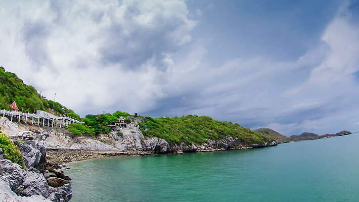 모래 파도 바다 섬 여행 하늘 휴가 휴식 항해 사람없음 야외 물 파란색 빛 야자수 반사 꿈 흐름 흰색 신선 뜨거움 투명 스노클링 강가 지루함 순수 명상 암초 석호 카리브해 열대기후 터키석 부족함 4K MOV 해외동영상 클립영상 자연요소 나무 감정 컬러 컨셉 배_교통 강 수상스포츠 보석 동영상 파일형식
