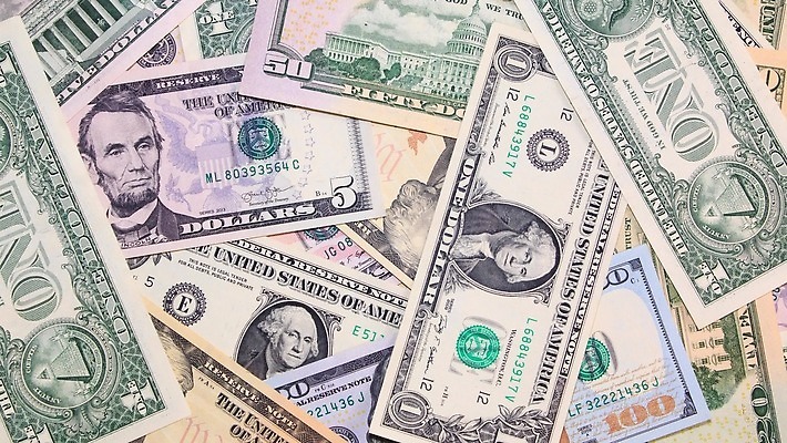 산업 종이 백그라운드 컨셉 지폐 돈 비즈니스 성공 새로움 사람없음 금융 경제 세일 달러 쪽지 저축 그룹 구매 가난 하락 심볼 질감 상업 이익 수익 흙더미 단계 계산서 관심 대통령 수입 적자 경제학 많음 막 비용 4K MP4 해외동영상 클립영상 교육 쇼핑 흙 재산 동영상 파일형식 더미