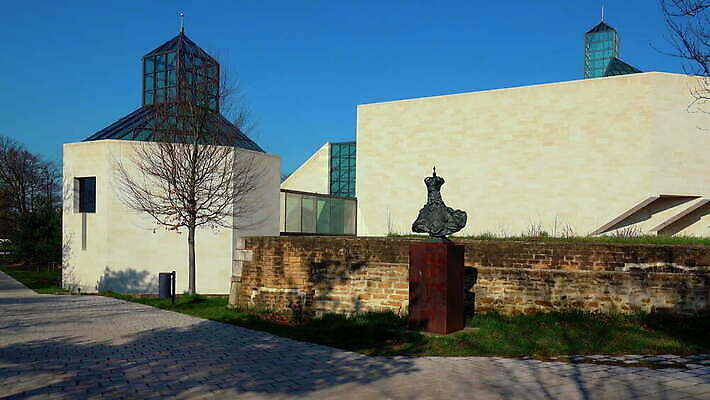 건축양식 사람없음 야외 건물 박물관 룩셈부르크 4K 락다운 MOV 해외동영상 클립영상 건축물 건축 동영상 서유럽 파일형식