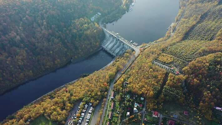 자연 안테나 파노라마 숙이기 사람없음 강 골짜기 계곡 일몰 놀람 시골 숲 체코 프라하 항공촬영 드론 랜드마크 보헤미아 편자 4K MOV 해외동영상 클립영상 감정 유럽 뷰포인트 포즈 통신 촬영기법 표정 노을 생태계 동영상 말발굽 파일형식