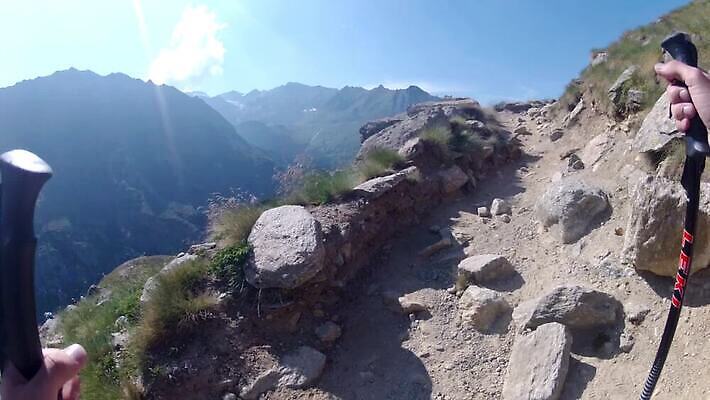 밧줄 스포츠 여행 포즈 겨울 배낭 자연 하늘 성공 산 사람 사람없음 야외 걷기 얼음 등산 트래킹 하이킹 추위 탐험 프랑스 정상 위험 오르기 알프스 산악가 샤모니 역경 원정 절정 정복 필승 하이커 1인칭시점 MP4 해외동영상 클립영상 자연요소 시선 계절 유럽 줄 컨셉 가방 모션 레저 우승 생태계 동영상 파일형식
