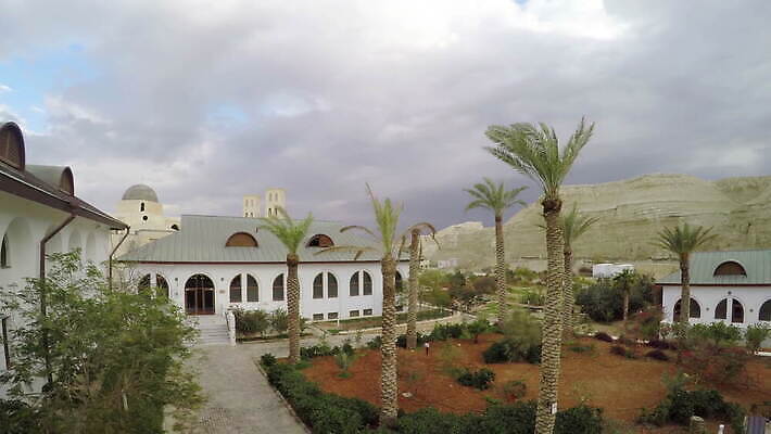 주간 전통 기독교 종교 사랑 성인 사람없음 야외 물 강 여행객 예수 영혼 축복 중앙 땅 신성 진흙 동쪽 랜드마크 세례 순례 순례자 요르단 이스라엘 4K MOV 해외동영상 클립영상 자연요소 감정 컨셉 중동 사람 신_종교 방향 동영상 서아시아 파일형식