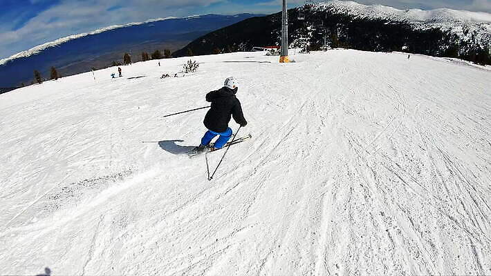 나무 직업 스포츠 여행 겨울 자국 모션 자연 하늘 휴가 스키 산 사람 야외 달리기 맑음 흰색 고급 정상 가루 고도 언덕 산등성이 회전 스키선수 지역 북쪽 멀리 솜털 느림 슬로프 무임승차 특별함 눈내림 반스코 MOV 해외동영상 클립영상 식물 계절 컬러 컨셉 날씨 겨울스포츠 스키장 운동선수 눈_날씨 승차 방향 생태계 동영상 불가리아 파일형식