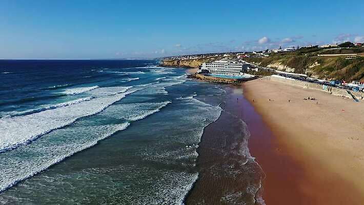 커플 유럽 모래 파도 바다 여행 백그라운드 컨셉 자연 하늘 휴가 사람 사람없음 야외 물 파란색 태양 일출 맑음 일몰 놀람 황금 저녁 큼 포르투갈 대서양 내추럴 신트라 4K MOV 해외동영상 클립영상 자연요소 감정 나라 컬러 관계 날씨 표정 노을 야간 크기 생태계 동영상 파일형식
