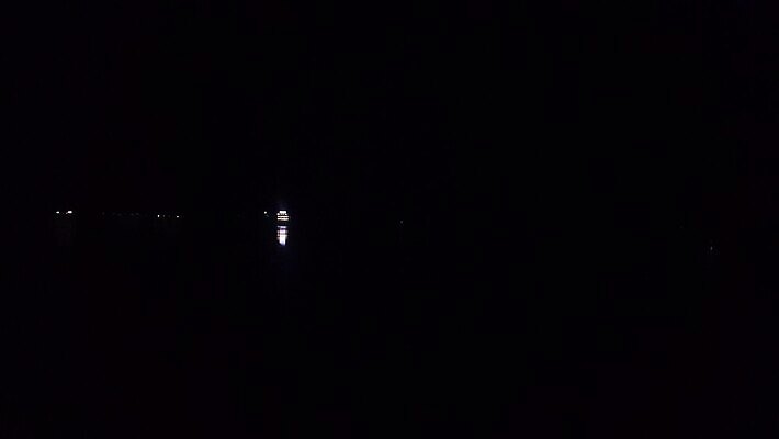 유럽 아시아 바다 여행 건축양식 전등 조명 한국 동양인 풍경 사람없음 건물 물 도시풍경 반사 여행객 탑 항구 고층빌딩 새벽 도시 만 보트 도심 야간 저녁 장면 스카이라인 석호 빛망울 랜드마크 4K MOV 해외동영상 클립영상 자연요소 건축물 건축 나라 배_교통 교통시설 사람 인종 빌딩 빛 동영상 파일형식