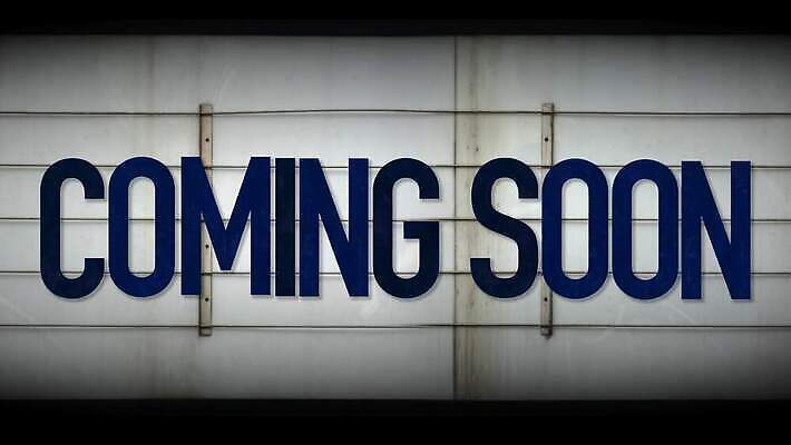 배너 포스터 날씨 간판 광고판 그림자 사람없음 파란색 빛 축제 콘서트 공연 펼침 무대 수확 흰색 시골 도시 발표 메시지 영화관 극장 필름 심볼 영화 사인 복고 천막 쇼 시들음 승진 빛망울 그런지 브로드웨이 옛날 오페라 레터링 효과 4K MOV 해외동영상 클립영상 컬러 농업 모션 문화예술 알림판 이벤트 판 동영상 파일형식