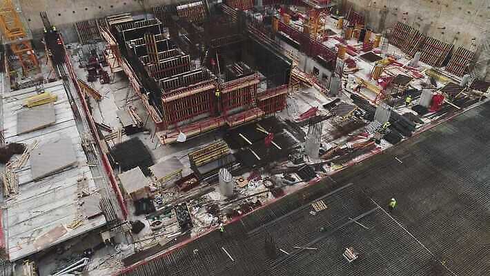 주간 공공시설 산업 비즈니스 건축양식 부동산 안테나 사람없음 건물 도시풍경 탑 기계 블록 장비 건설현장 도시 업무 재산 큼 땅 기중기 시멘트 리프트 지역 스카이라인 공학 항공촬영 개발 고용 드론 철강 콘크리트 프로젝트 4K MOV 해외동영상 클립영상 자연요소 건축물 교육 건축 뷰포인트 통신 건설업 풍경 금융 구직 작업 중장비 크기 시설 동영상 채용 파일형식