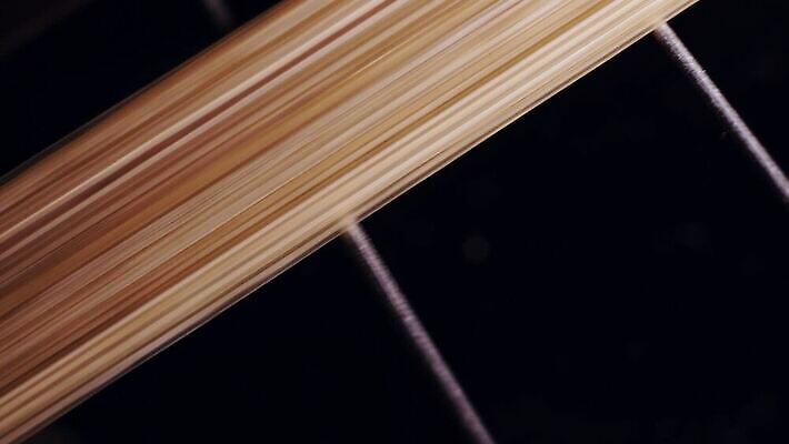 문화 줄 음악 컬러 백그라운드 단풍 놀이 실내 미술 한명 성인 사람없음 목재 세로 갈색 검은색 소리 콘서트 공연 음악가 수확 골동품 기구 악단 닫기 바이올린 묘사 오브젝트 활 복고 예술가 첼로 바이올리니스트 오케스트라 교향곡 멜로디 뮤지컬 비올라 실행 옛날 MP4 해외동영상 클립영상 나무 직업 1 잎 농업 재료 모션 현악기 문화예술 사람 이벤트 내부 연주자 동영상 파일형식 찰현악기