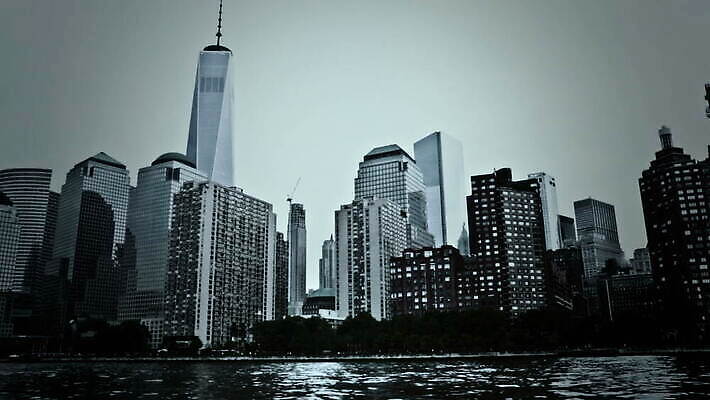 여행 백그라운드 비즈니스 건축양식 유리 하늘 새로움 안테나 파노라마 풍경 사람없음 건물 금융 파란색 강 도시풍경 세계 사무실 탑 고층빌딩 미국 도시 도심 사과 큼 뉴욕 장면 동쪽 스카이라인 맨해튼 랜드마크 수평선 MOV 해외동영상 클립영상 건축물 건축 컬러 컨셉 북아메리카 과일 통신 재질 촬영기법 빌딩 경제 크기 방향 동영상 파일형식