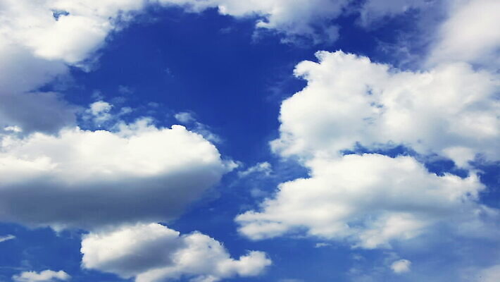 백그라운드 자연 하늘 바람 날씨 사람없음 야외 파란색 흰색 타임랩스 MOV 해외동영상 클립영상 자연요소 컬러 촬영기법 생태계 동영상 파일형식