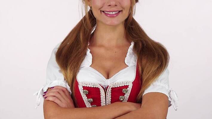 전통 라이프스타일 드레스 옷 계절 행복 문화 휴가 기념 맥주 독일 한명 이벤트 뷰티 섹시 파티 축제 달력 맛 가슴 유혹 웨이트리스 서비스 서빙 주말 10월 던들 뮌헨 섹슈얼리티 옥토버페스트 전국 바이에른 카피스페이스 맛있는 4K MOV 해외동영상 클립영상 1 감정 유럽 컨셉 주류 사람 생활 신체부위 공백 날짜 종업원 동영상 파일형식