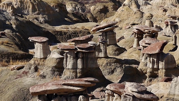 공원 자연 산 멕시코 건조 국립공원 풍경 사람없음 야외 가로 스터디 계곡 미국 사막 탐험 외계인 가을 바위 황무지 사암 뉴멕시코 전국 지질학 특별함 불모지 4K 건조기후 MP4 해외동영상 클립영상 계절 공공시설 교육 컨셉 북아메리카 학습 미확인물체 돌_바위 생태계 동영상 파일형식