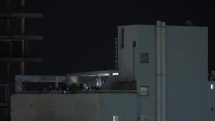 라이프스타일 음악 컬러 지붕 휴식 주택 사람 사람없음 야외 파티 축하 춤 도시 군중 야간 저녁 옥상 클럽 디스코 이스라엘 유흥 4K MOV 해외동영상 클립영상 자연요소 컨셉 문화예술 이벤트 건물 생활 동영상 서아시아 파일형식