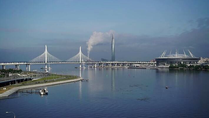 외관 남자 바다 여행 건축양식 교통시설 자동차 핀란드 사람없음 물 파란색 강 도시풍경 차도 도시 만 고속도로 속도 상업 러시아 캘리포니아 구름다리 랜드마크 서쪽 자동 철강 MOV 해외동영상 클립영상 자연요소 건축 유럽 도로 육상교통 컬러 교통 북유럽 사람 풍경 미국 다리_건축물 방향 시설 동영상 파일형식