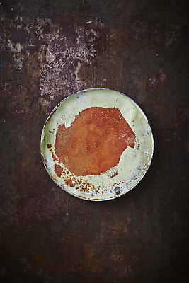 포토 JPG 접시 실내 사람없음 하이앵글 나무배경 비어있는 국내포토 식기 뷰포인트 백그라운드 내부 파일형식