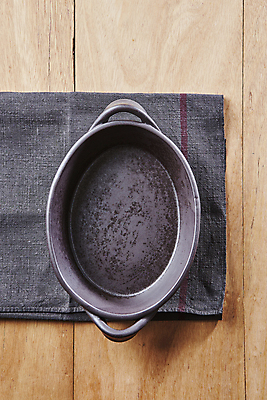 포토 JPG 접시 실내 사람없음 하이앵글 식탁보 나무배경 국내포토 식기 뷰포인트 백그라운드 내부 파일형식