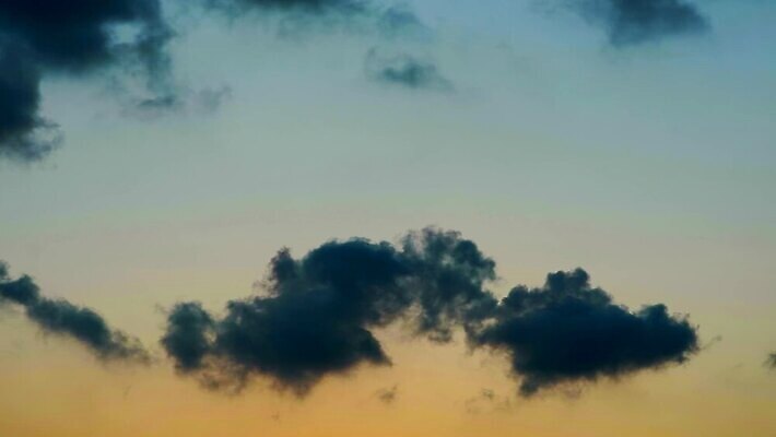 계절 실루엣 파도 바다 컬러 섬 백그라운드 오렌지 자연 하늘 아침 날씨 사람없음 야외 빨간색 물 파란색 빛 컬러풀 햇빛 태양 반사 노란색 일출 황혼 일몰 놀람 새벽 시간 보트 저녁 즐거움 내추럴 오메가 현상 수평선 타임랩스 MOV 해외동영상 클립영상 주간 자연요소 감정 배_교통 과일 촬영기법 표정 노을 야간 생태계 동영상 파일형식