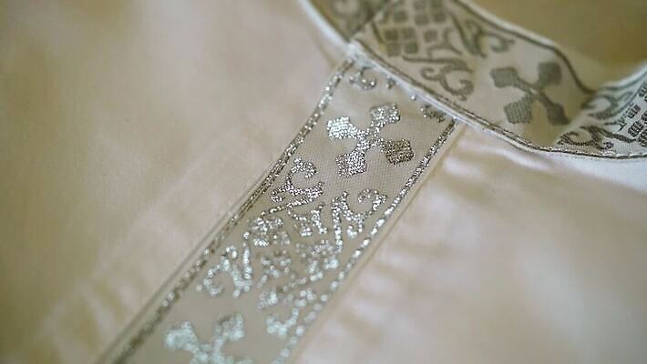 드레스 옷 종교 백그라운드 신발 십자가 장신구 봉투 새로움 부츠 사람없음 뷰티 우주 흰색 축하 인사 생일 메시지 황금 순수 니트 활 초대 공지사항 결백 팬던트 세련 MOV 해외동영상 클립영상 기념일 컬러 컨셉 상의 예절 동영상 파일형식