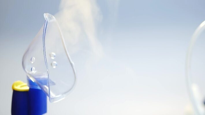 백그라운드 병원 가면 사람없음 치료 장비 안개 허파 호흡기관 호흡 질병 분무기 산소 기침 인플루엔자 천식 치유 카피스페이스 코로나바이러스 4K MP4 해외동영상 클립영상 의학 날씨 공백 장기_의학 원소 바이러스 동영상 파일형식