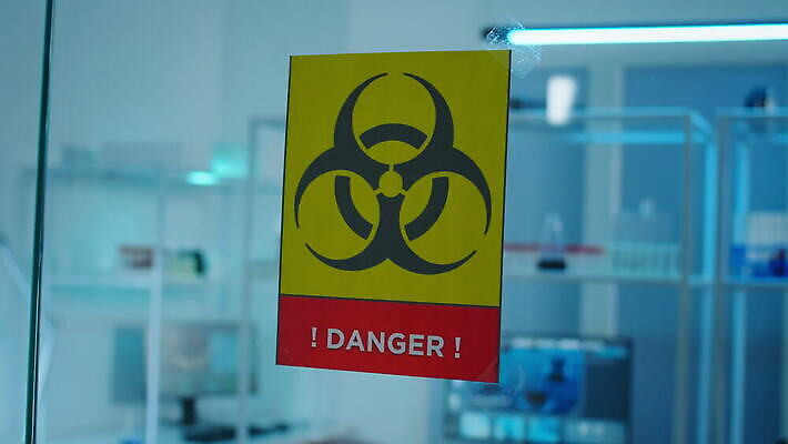 산업 과학 건강 현미경 실험 사람없음 치료 약 우주 건강관리 환경 장비 도구 실험실 바이러스 생명공학 위험 과학자 분석 생물학 미생물 지역 발견 조제 혁명 개발 백신 유전 전염병 피펫 화학물질 항생제 사스 코로나바이러스 비어있는 4K MOV 해외동영상 클립영상 직업 교육 컨셉 의학 생물 실험기구 관리 화학 질병 만들기 동영상 학자 파일형식