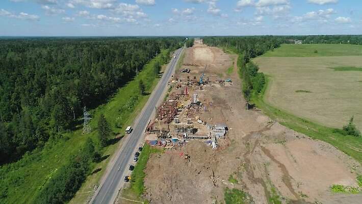 나무 산업 도로 모래 교통시설 사람없음 건물 기계 흙 장비 건설현장 업무 고속도로 보행로 숲 발굴 공학 유지 루트 조감도 콘크리트 4K MOV 해외동영상 클립영상 식물 건축물 교육 길 교통 건설업 작업 시설 동영상 파일형식