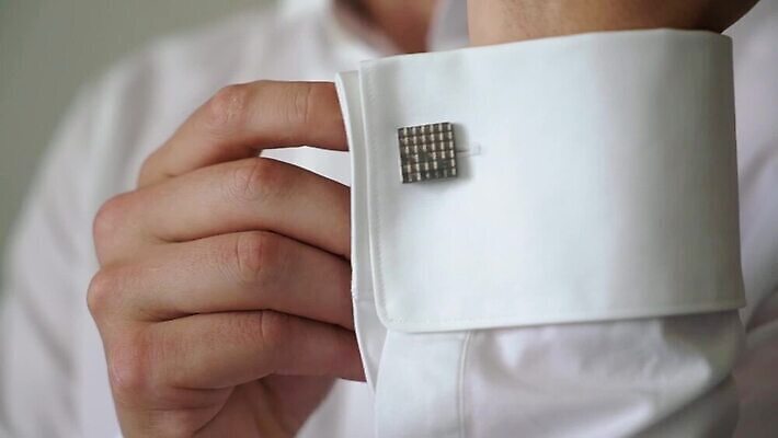 직업 라이프스타일 손 옷 기념일 남자 신랑 결혼 셔츠 비즈니스 성공 결혼식 넥타이 사람 이벤트 유행 낭만 흰색 축하 직물 비즈니스맨 화려 고급 우아함 접속 보석 손목 경영자 약혼 소매 정중 착용 세련 MOV 해외동영상 영광군 클립영상 잡화 컬러 컨셉 상의 생활 신체부위 직장인 광석 전라남도 리더 약속 동영상 파일형식