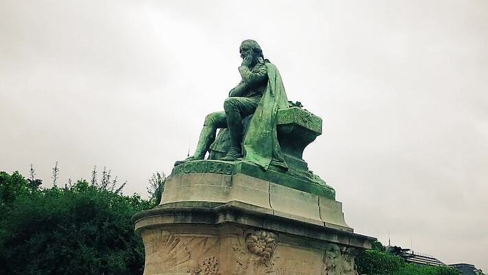 외관 유럽 기독교 종교 컬러 조각 여행 십자가 건축양식 하늘 미술 사람없음 야외 건물 조각상 숫자 성당 교회 산책 프랑스 바위 도시 영혼 중세 역사 클래식 심볼 신성 파리 타운 천연기념물 고딕 공화국 랜드마크 바로크 옛날 타임랩스 MP4 해외동영상 클립영상 문자 건축물 건축 나라 컨셉 종교건축 문화예술 휴식 촬영기법 조형물 동영상 파일형식